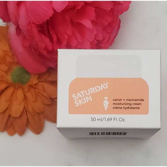 Saturday Skin Carrot and Niacinamide Moisturizer - Picture 6 of 10